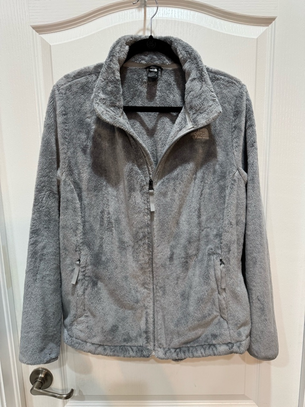 The North Face Women's Light Gray Plush Full-Zip Osito Jacket size 1x
